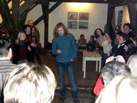 Vernisáž výstavy skupiny 001 na Skleněné louce