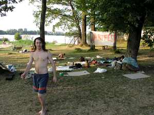 Účastníci workshopů na pláži Ostende