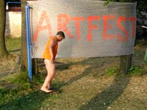 Účastníci workshopů na pláži Ostende